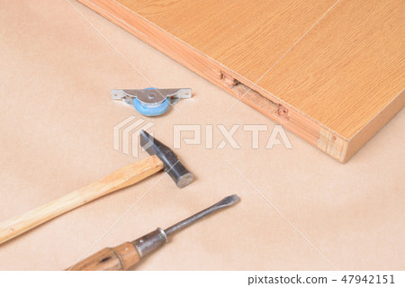 Door repair of fittings 47942151