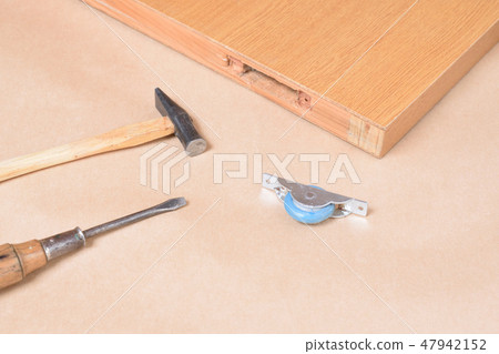 Door repair of fittings 47942152