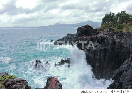 Daepo-dong Jangseoljeori,火山岩,海灘,海浪, Daepo-dong Jangseoljeori,火山岩,海灘,海浪, 47943549