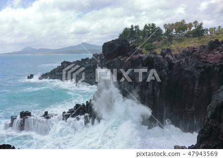 Daepo-dong Jangseoljeori,火山岩,海灘,海浪, Daepo-dong Jangseoljeori,火山岩,海灘,海浪, 47943569