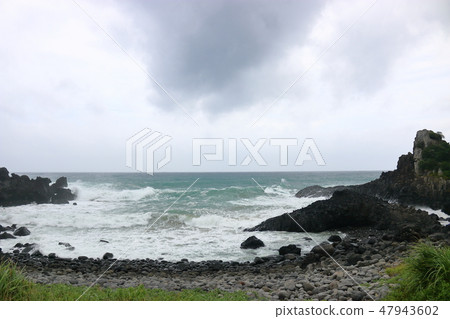Daepo-dong Jangseoljeori, volcanic rock, beach, waves, Daepo-dong Jangseoljeori, volcanic rock, beach, waves, 47943602