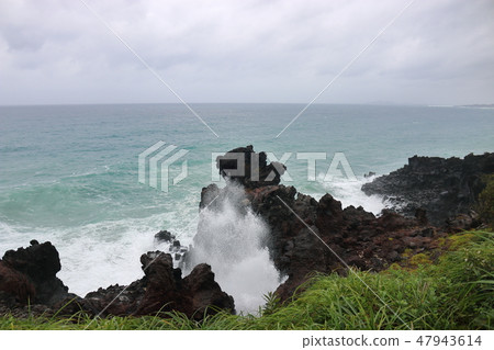 Daepo-dong Jangseoljeori, volcanic rock, beach, waves, Daepo-dong Jangseoljeori, volcanic rock, beach, waves, 47943614