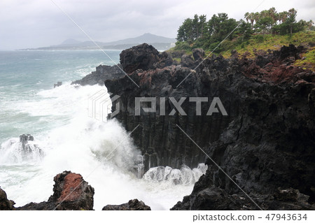 Daepo-dong Jangseoljeori,火山岩,海灘,海浪, Daepo-dong Jangseoljeori,火山岩,海灘,海浪, 47943634