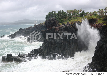 Daepo-dong Jangseoljeori, volcanic rock, beach, waves, Daepo-dong Jangseoljeori, volcanic rock, beach, waves, 47943654