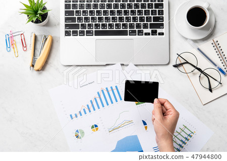  E-shopping online shopping mockup online payment 47944800