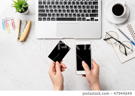  E-shopping online shopping mockup online payment 47944849