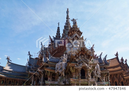 在芭堤雅,真理聖所的旅遊勝地 在芭堤雅,真理聖所的旅遊勝地 47947846