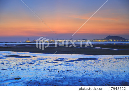 Sunset beach in PAK LAI Sunset beach in PAK LAI 47948322