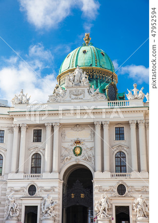 The Hofburg in Vienna 47952594