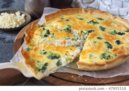 French dish: quiche with crab sticks and broccoli 47955318