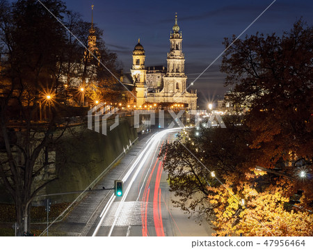 The Elbe waterfront in the night. Dresden, Germany The Elbe waterfront in the night. Dresden, Germany 47956464