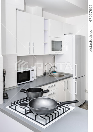 Modern white kitchen 47957695
