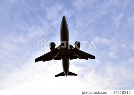 Final approach Boeing 737-500 JA 306K Final approach Boeing 737-500 JA 306K 47958813