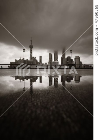 Shanghai city skyline view with overcast sky Shanghai city skyline view with overcast sky 47960369
