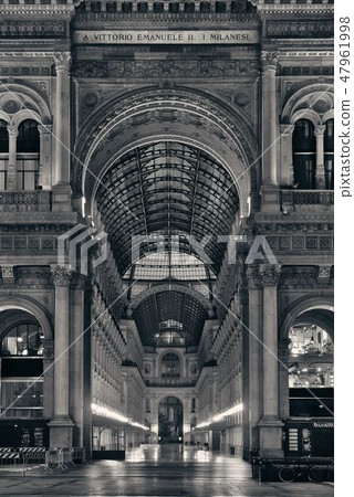 Galleria Vittorio Emanuele II interior Galleria Vittorio Emanuele II interior 47961998