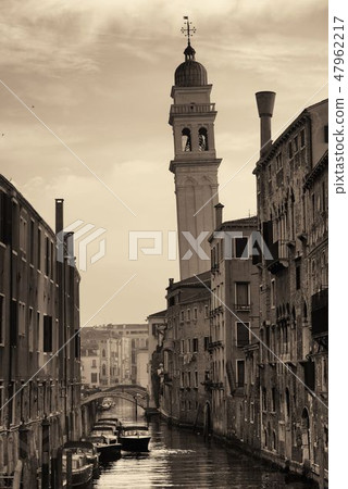 Venice canal San Giorgio dei Greci 47962217