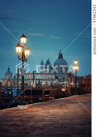 Venice street night 47962542