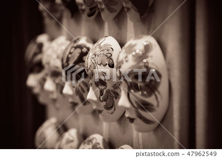 Venice mask 47962549