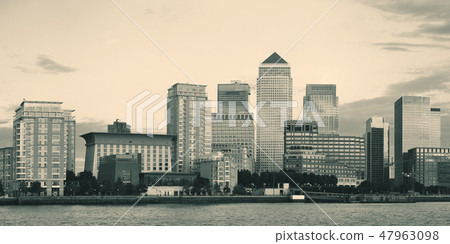 London Canary Wharf London Canary Wharf 47963098