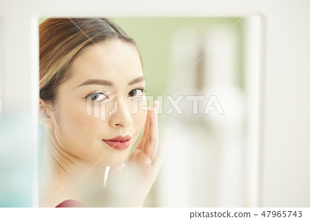 Women beauty Women beauty 47965743