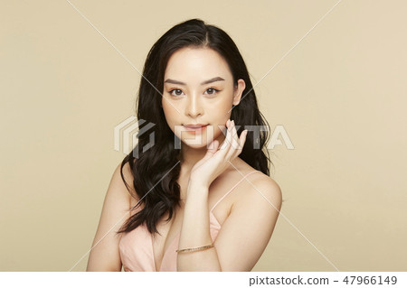 Women beauty Women beauty 47966149