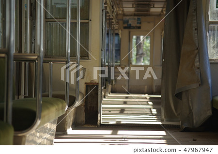 "Waste train" 47967947