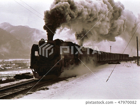 Showa 47 Land Kuado Line C 58 Dual Freight Train Naruko Miyagi Prefecture 47970082