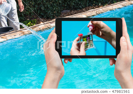 Addition of a chemical to pH meter for measure 47981561