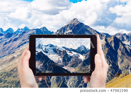 view of mountain tops from Moussa-Achitara mount 47981590