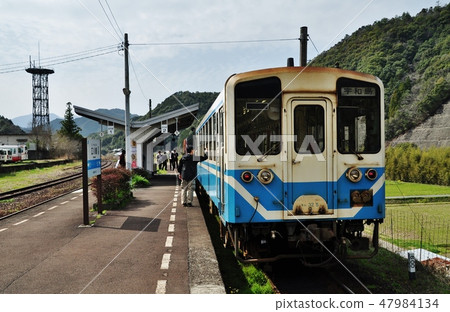 在Egawa-zazaki站（Kiha 32型）停止了預先安排的定期列車 47984134