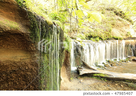 瀑布 47985407