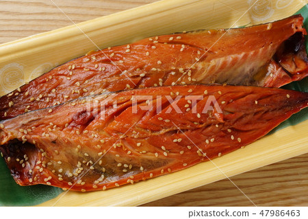 鯖魚的味道乾了 鯖魚的味道乾了 47986463