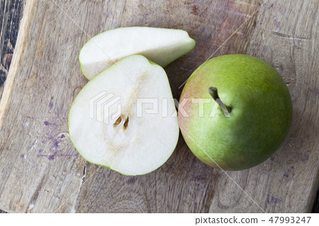 Beautiful juicy fresh pear Beautiful juicy fresh pear 47993247