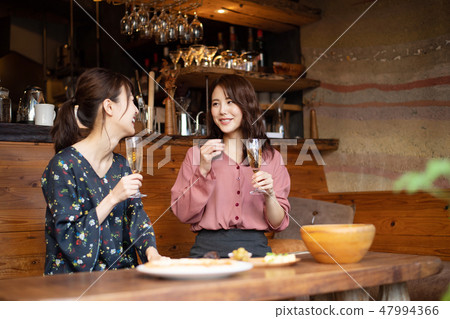 Girls Association Lunch OL casual image 47994366