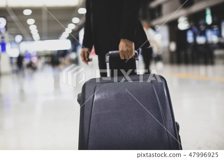 airport, business man, business trip 47996925