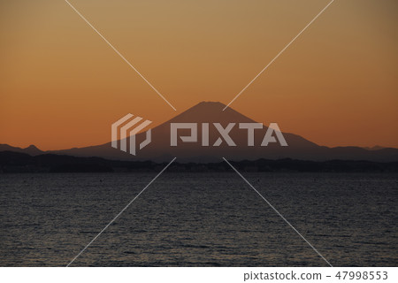 富士山從富士山看到的富士山富士山 富士山從富士山看到的富士山富士山 47998553