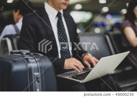 airport, business man, business person 48000230