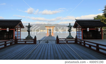 Torii shrine Torii viewed from a shrine - Hiroshima ken Hatsukaichi Miyajima - 48005190