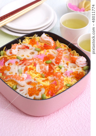 Hana Chirashi Sushi 48011774