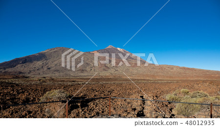 Vierwpoint to Pico viejo and teide volcano craters 48012935
