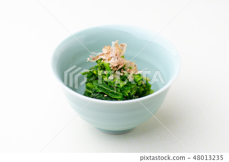 Rape blossoms sesame seeds 48013235