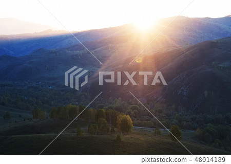 Beauty sunset in the mountains 48014189