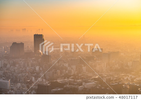 "Tokyo Metropolitan area" rain · Evening landscape of Tokyo wrapped in fog "Ebisu area · Musashi Kosugi's high-rise apartment group" "Tokyo Metropolitan area" rain · Evening landscape of Tokyo wrapped in fog "Ebisu area · Musashi Kosugi's high-rise apartment group" 48017117