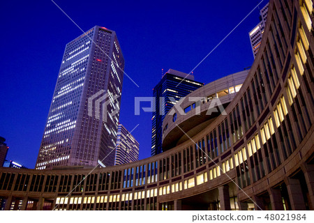 A city office like a spaceship A city office like a spaceship 48021984