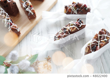 Chocolate brownies Chocolate brownies 48022400
