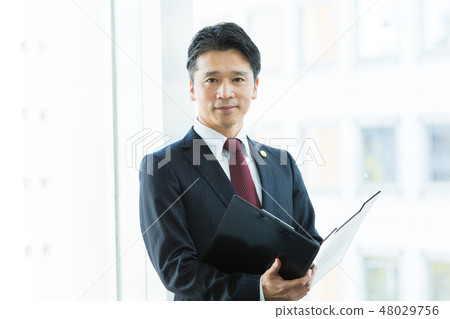 律師中間男 律師中間男 48029756