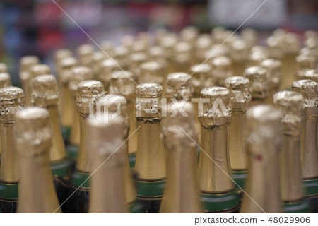 bottles of champagne 48029906