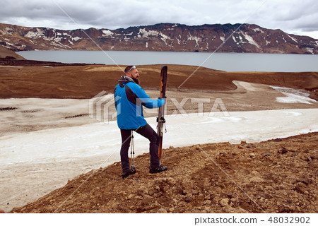 Man with telemark ski Man with telemark ski 48032902