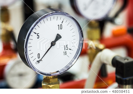 pressure gauge for measuring installed in water or gas systems  48038451