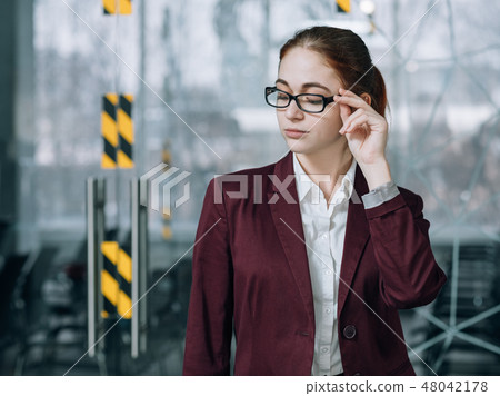 confident teamlead successful career young woman 48042178